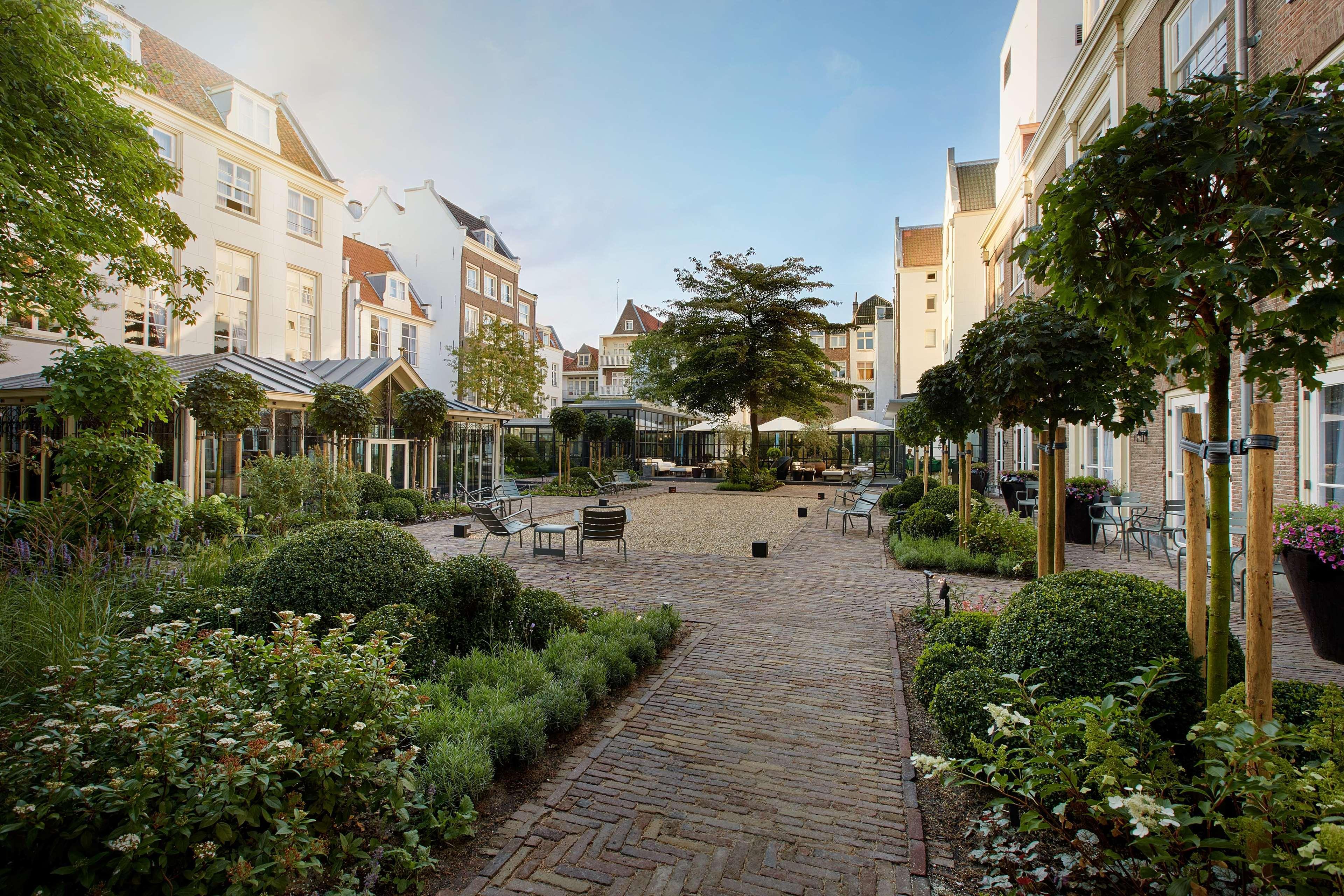 Hotel Pulitzer Amsterdam Esterno foto The courtyard of the hotel